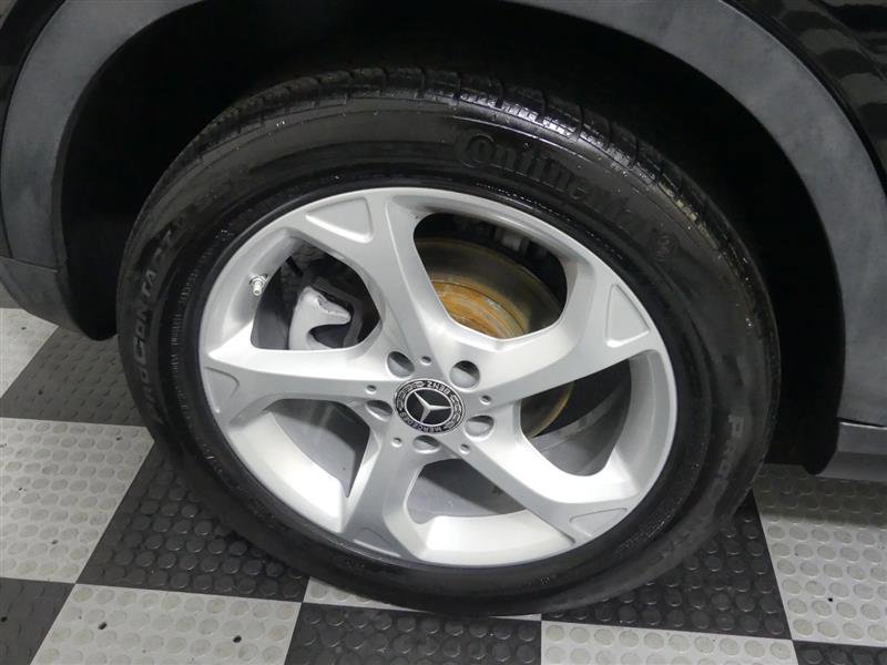 Used 2019 Mercedes-Benz GLA 250 4MATIC image 16