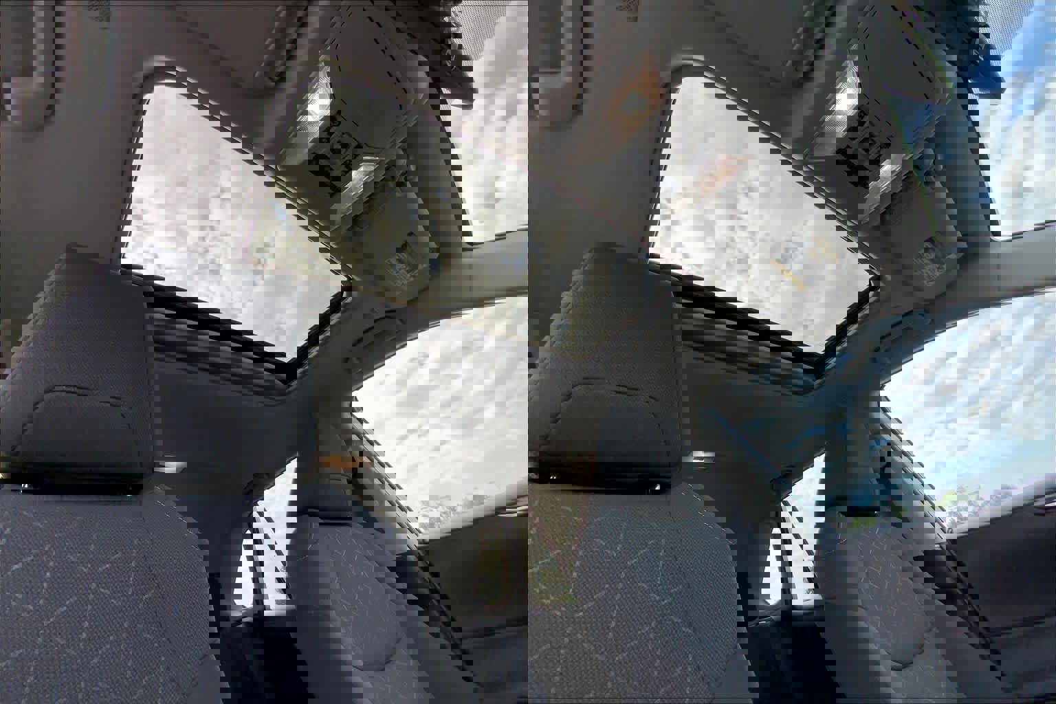 Used 2024 Toyota RAV4 XLE w/ Convenience Package image 13