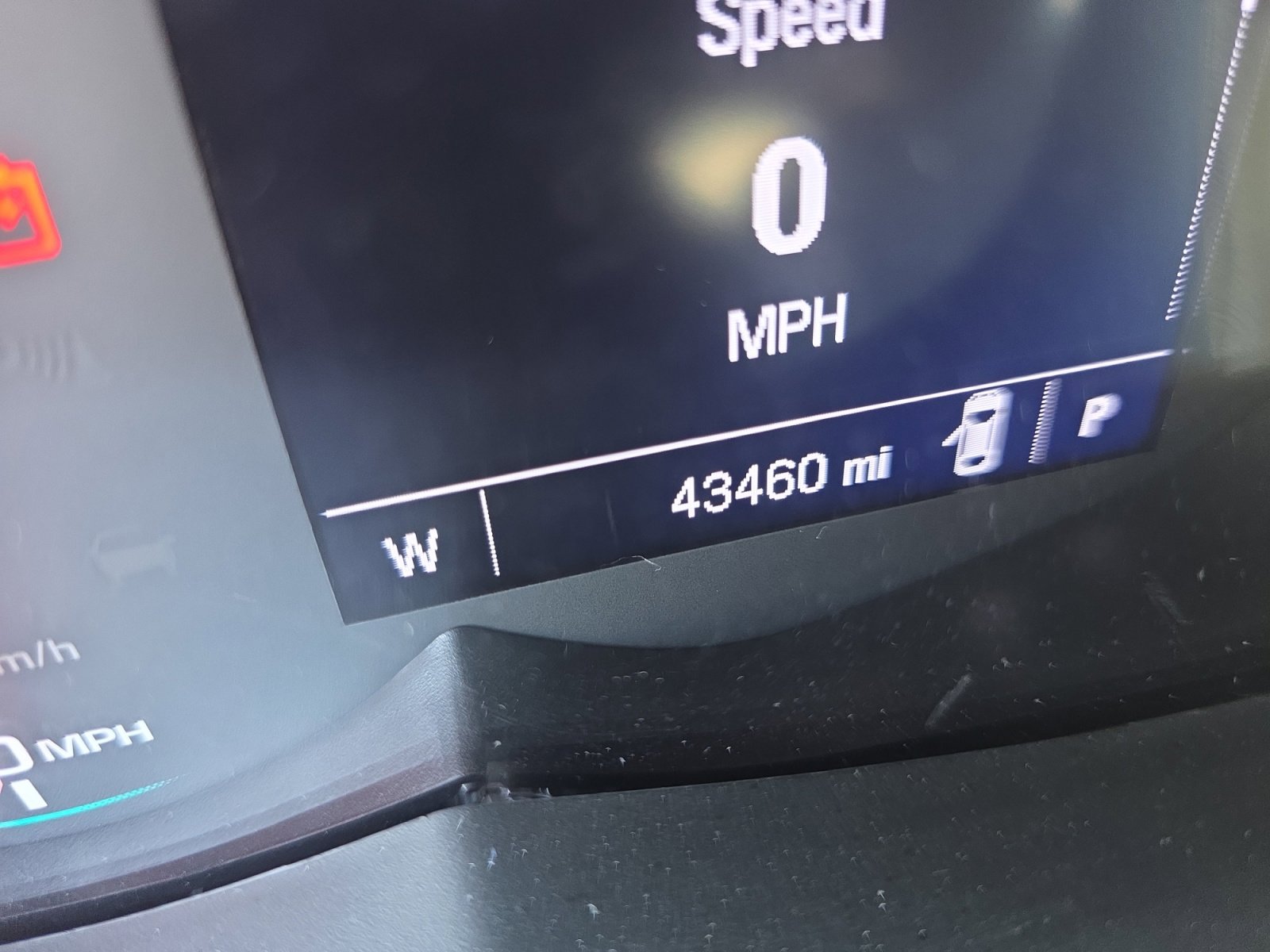 Used 2020 Chevrolet Trax LT w/ Redline Edition image 11