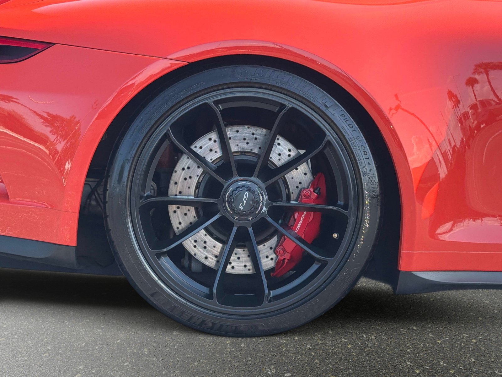 Used 2018 Porsche 911 GT3 RWD image 20