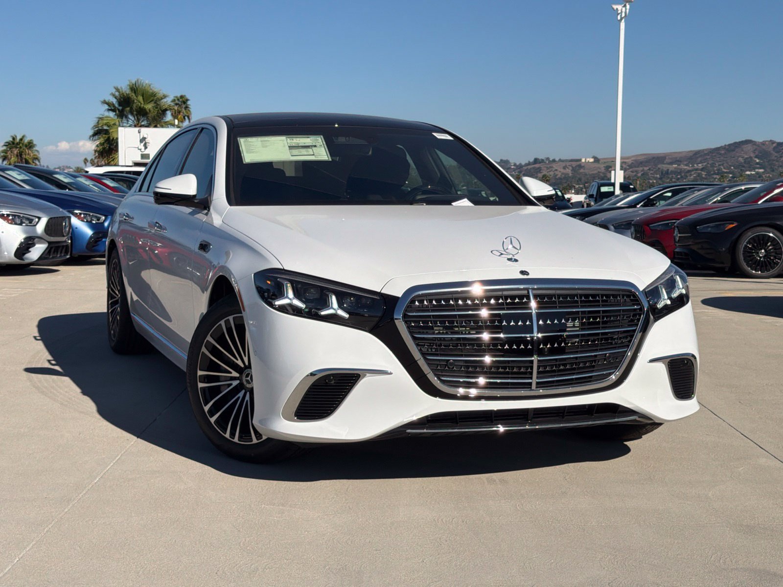 New 2027 Mercedes-Benz S 580 4MATIC Sedan image 2