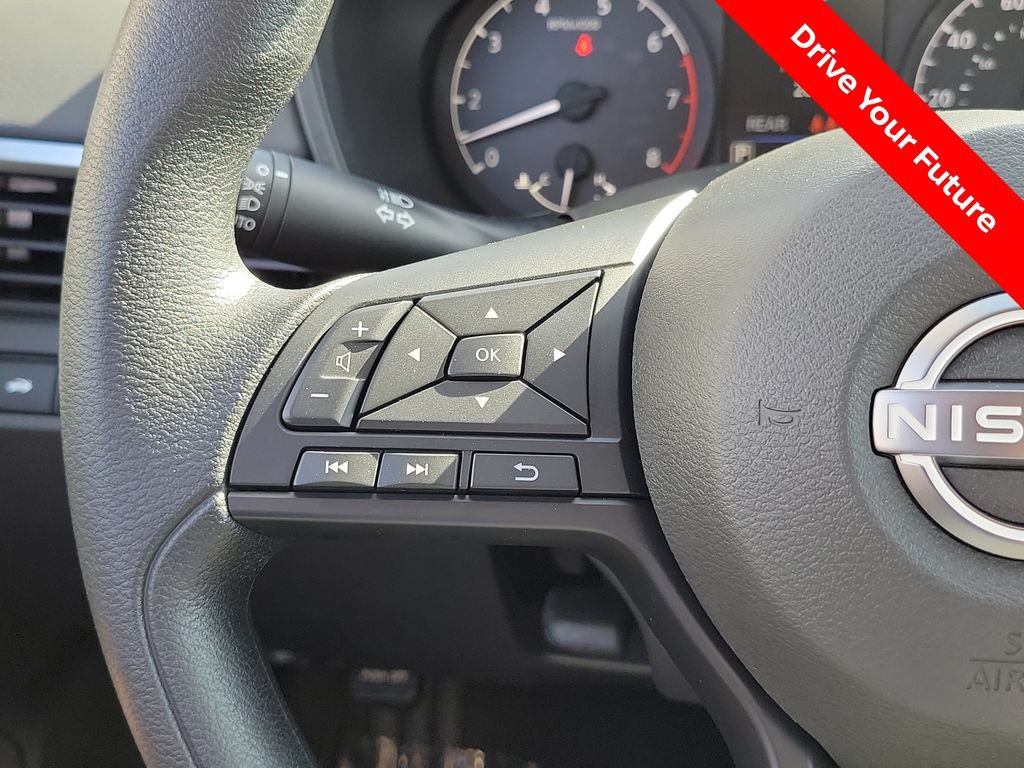 Certified 2025 Nissan Altima 2.5 S FWD image 5