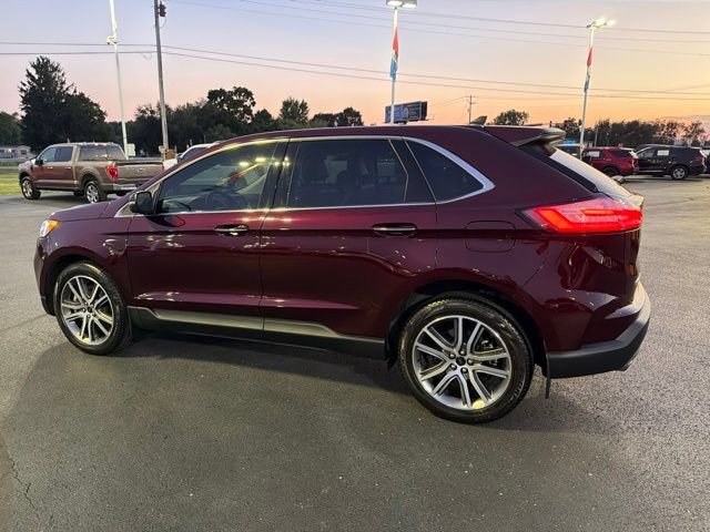 Used 2024 Ford Edge Titanium w/ Equipment Group 301A AWD/4WD image 9