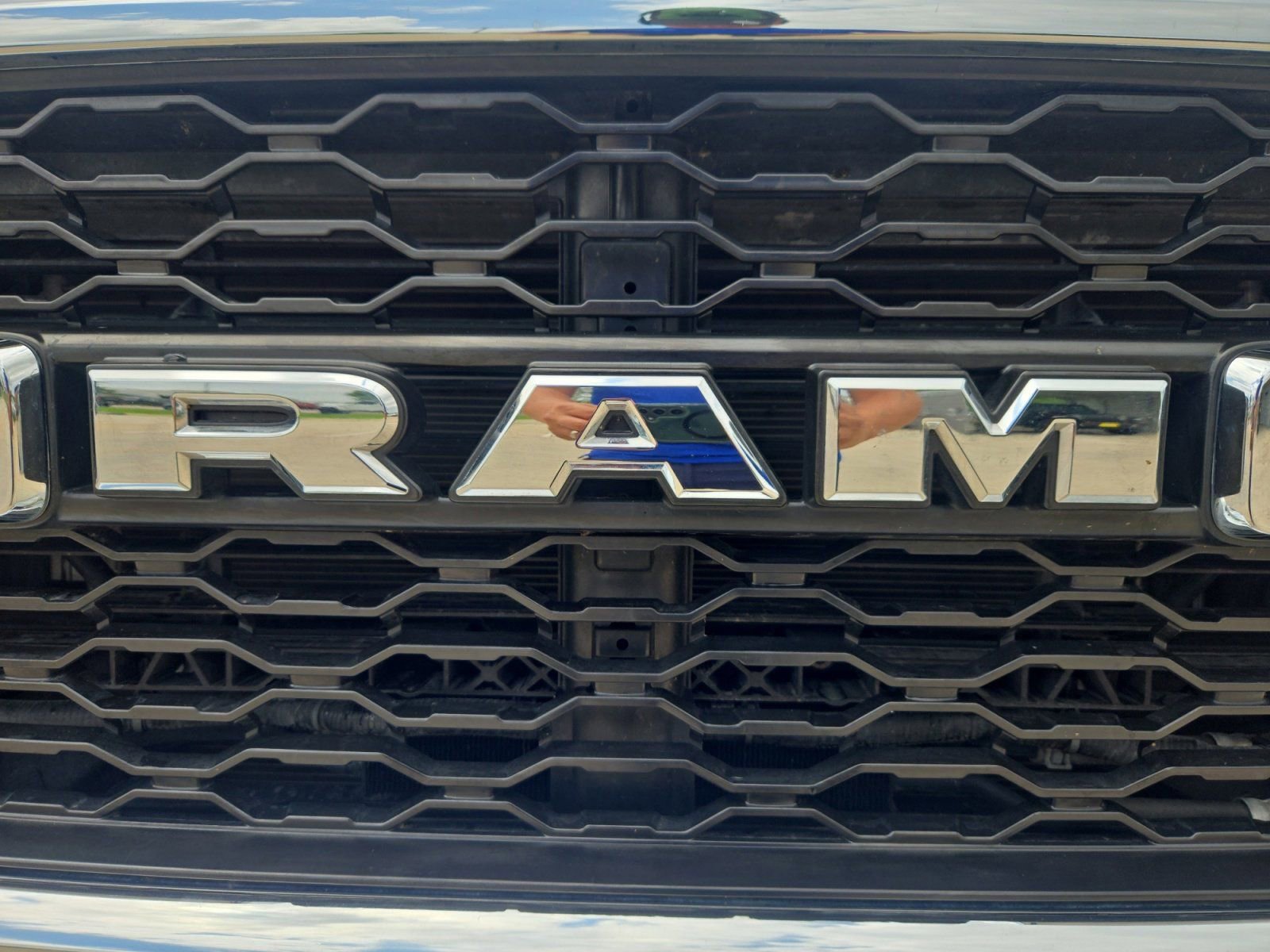 Used 2024 RAM 2500 Tradesman w/ Chrome Appearance Group image 11