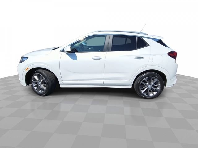 Used 2023 Buick Encore GX Select w/ Sport Touring Package image 5