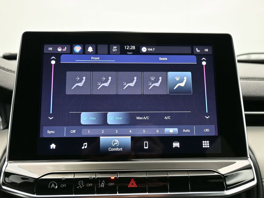 Certified 2022 Jeep Compass Limited image 25