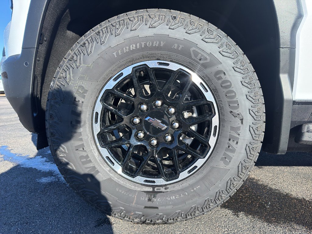 New 2026 Chevrolet Silverado EV Trail Boss AWD/4WD image 26