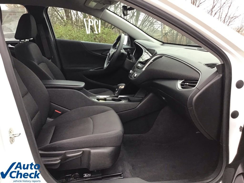 Used 2024 Chevrolet Malibu LT image 21