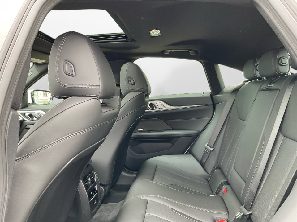 New 2026 BMW i4 xDrive40i w/ Premium Package image 13