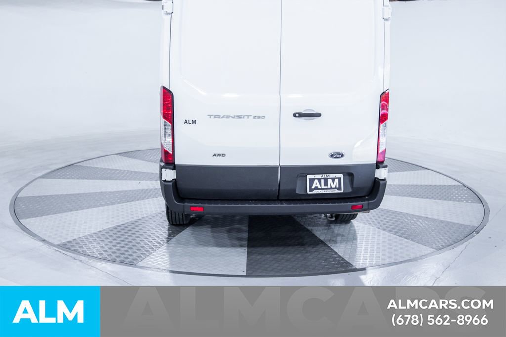 Used 2023 Ford Transit 250 Medium Roof AWD image 9
