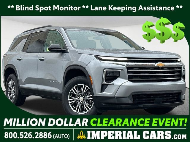 Used 2024 Chevrolet Traverse LT