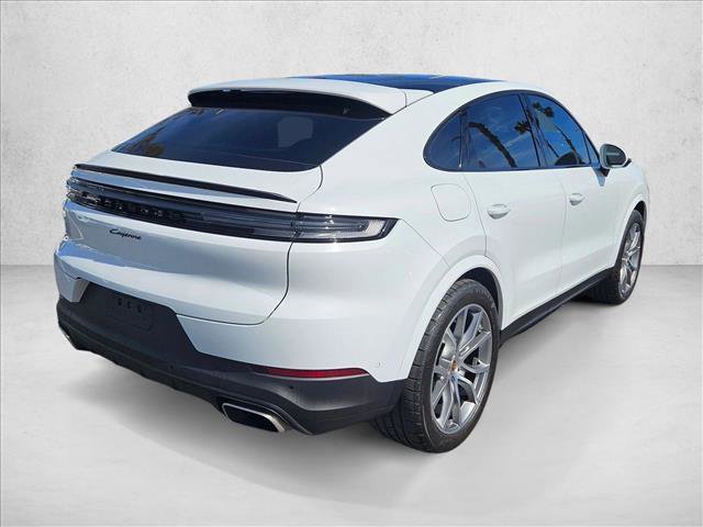 Used 2024 Porsche Cayenne Coupe image 5