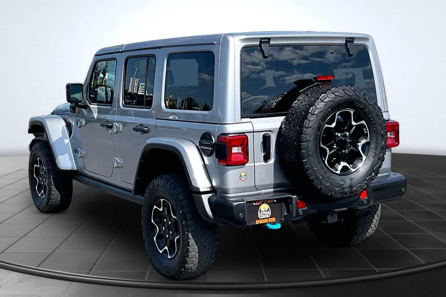 Used 2021 Jeep Wrangler Unlimited Rubicon 4xe w/ Steel Bumper Group AWD/4WD image 4