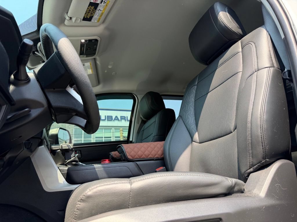 Used 2022 Toyota Tundra SR5 w/ TRD Off-Road Premium Package AWD/4WD image 9