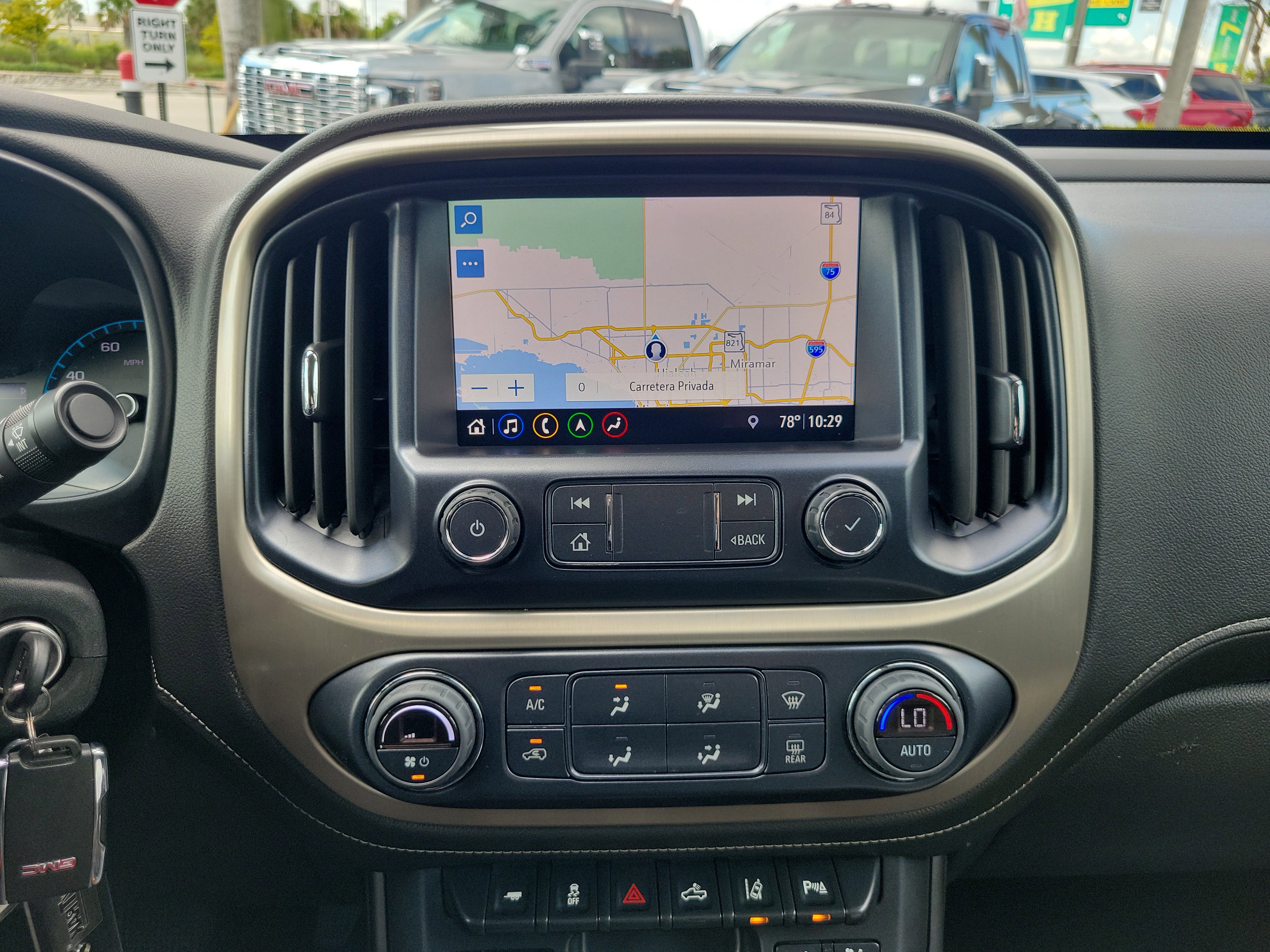 Used 2022 GMC Canyon Denali image 10