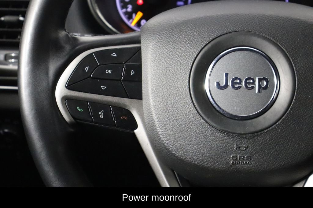 Used 2022 Jeep Grand Cherokee Limited image 8