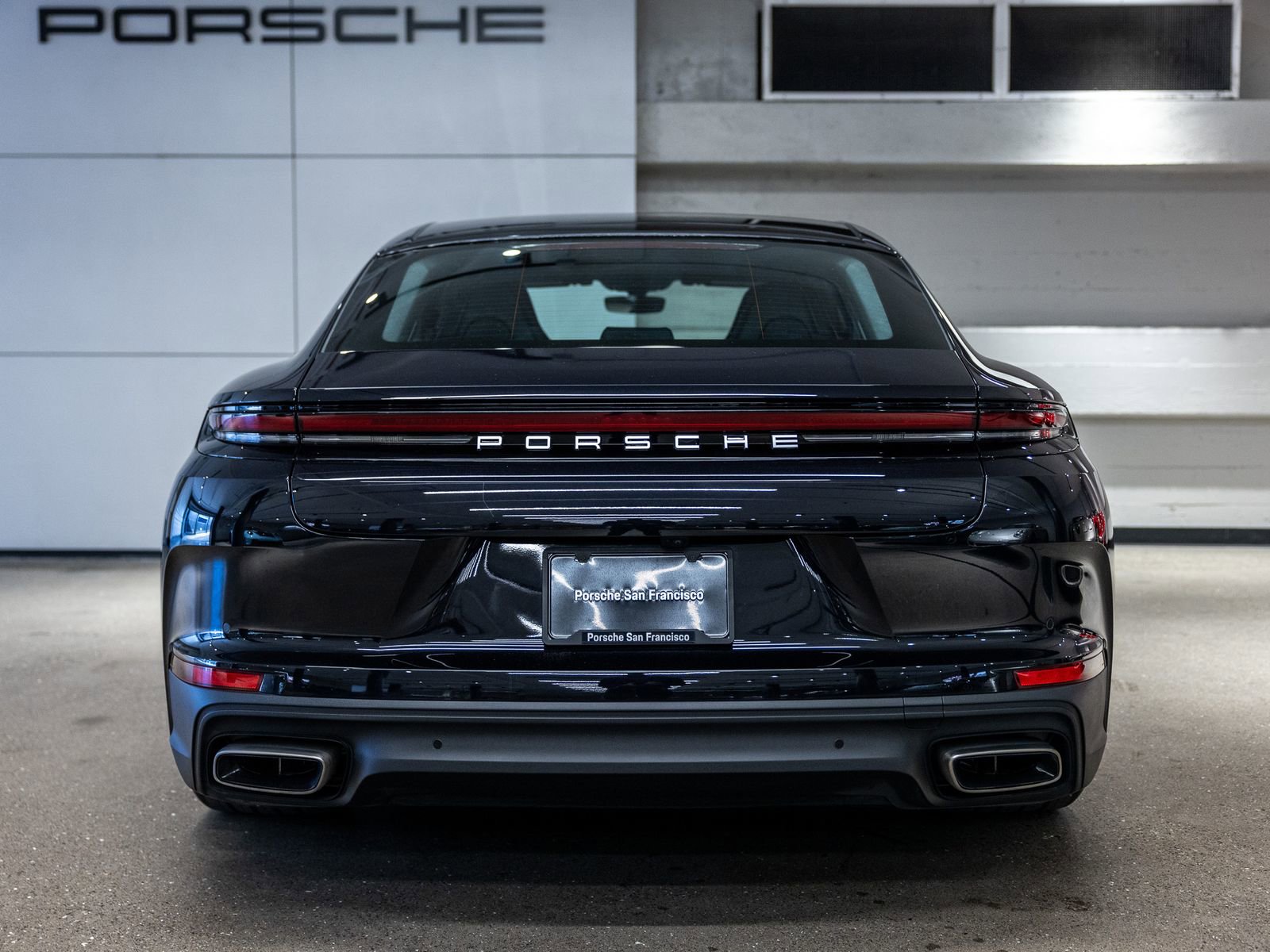 Certified 2025 Porsche Panamera RWD image 21