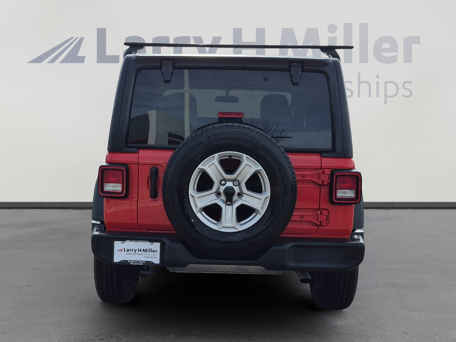 Used 2021 Jeep Wrangler Sport S image 4