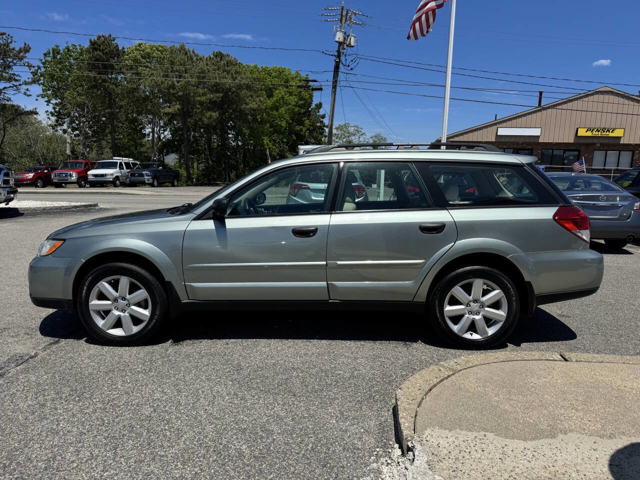 Used 2009 Subaru Outback 2.5i Special Edition AWD/4WD image 5