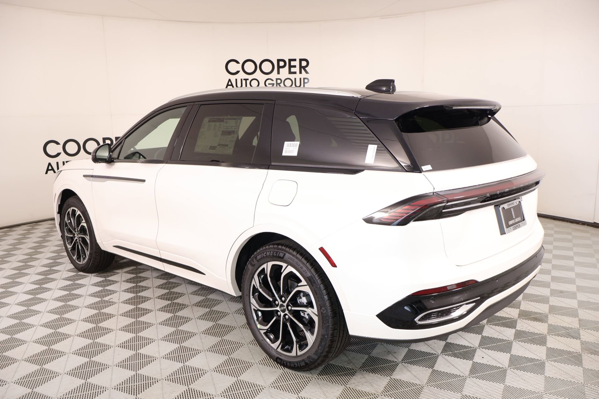 New 2026 Lincoln Nautilus Reserve AWD/4WD image 23