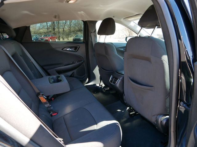 Used 2020 Chevrolet Malibu LT image 9