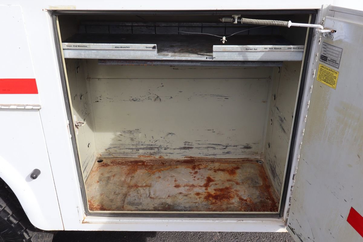 Used 2006 Ford F350 XL image 20