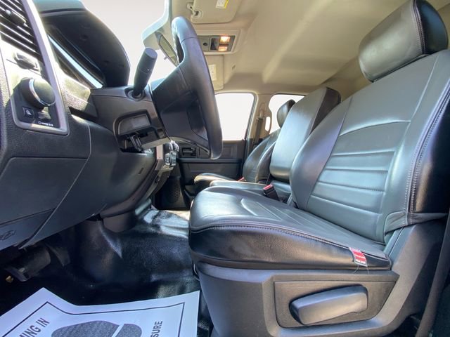 Used 2023 RAM 1500 Tradesman w/ Chrome Appearance Group image 9