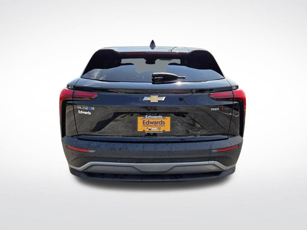 Used 2025 Chevrolet Blazer EV LT AWD/4WD image 4