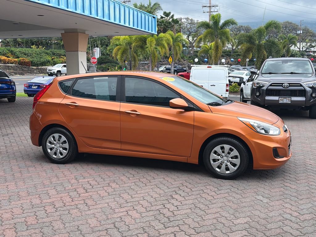 Used 2017 Hyundai Accent SE FWD image 6