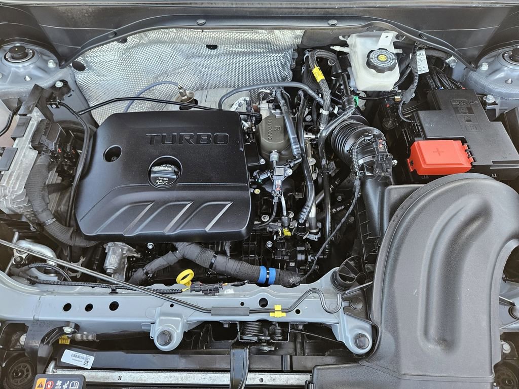 Used 2024 Buick Encore GX Sport Touring image 37