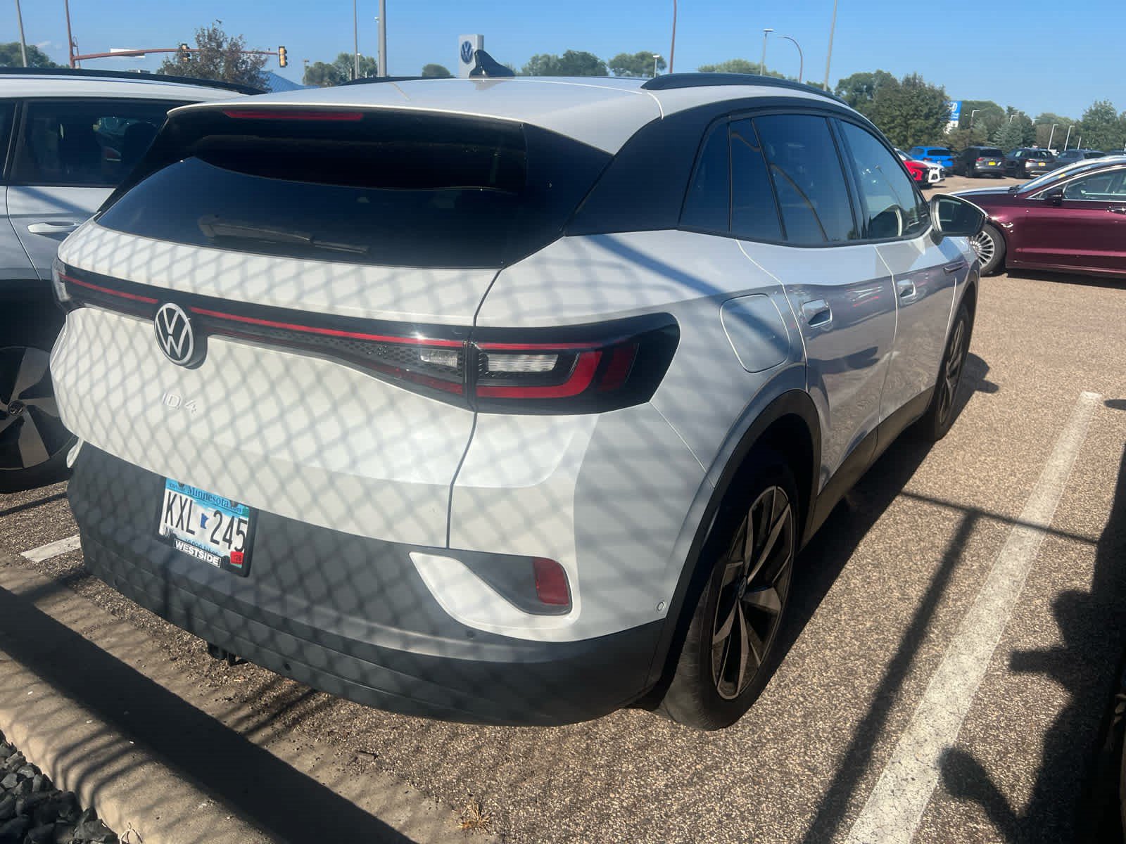 Used 2023 Volkswagen ID.4 Pro S AWD/4WD image 3