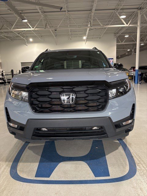 Used 2022 Honda Passport Elite image 2