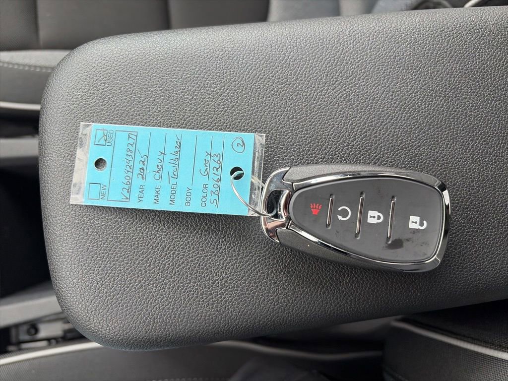 Used 2025 Chevrolet TrailBlazer LS w/ LS Convenience Package FWD image 35