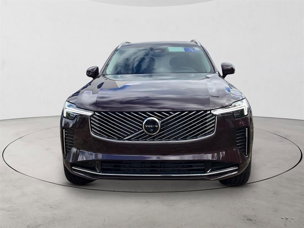 New 2026 Volvo XC90 B6 Plus w/ Protection Package Premier AWD/4WD image 8