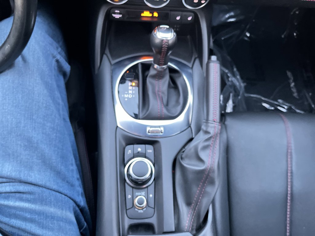 Used 2017 MAZDA MX-5 Miata RF Grand Touring image 11