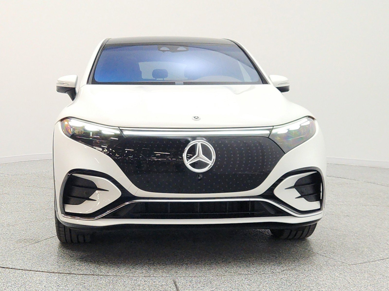 Used 2023 Mercedes-Benz EQS 580 4MATIC SUV image 2