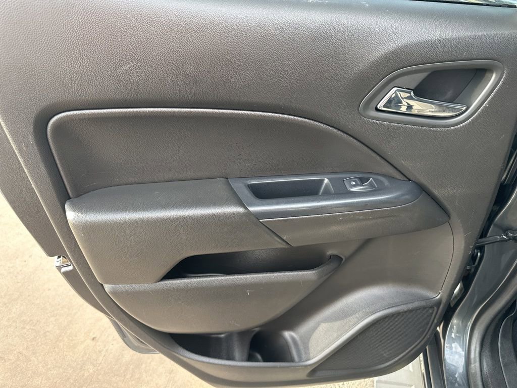 Used 2016 Chevrolet Colorado LT w/ LT Convenience Package image 22