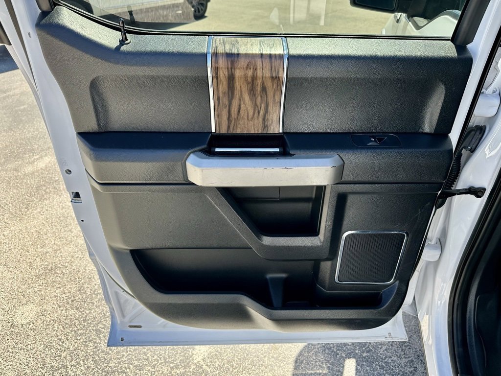 Used 2019 Ford F150 Lariat image 29