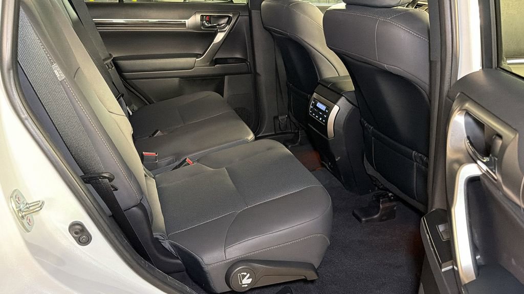 Certified 2023 Lexus GX 460 Premium w/ Premium Package image 13