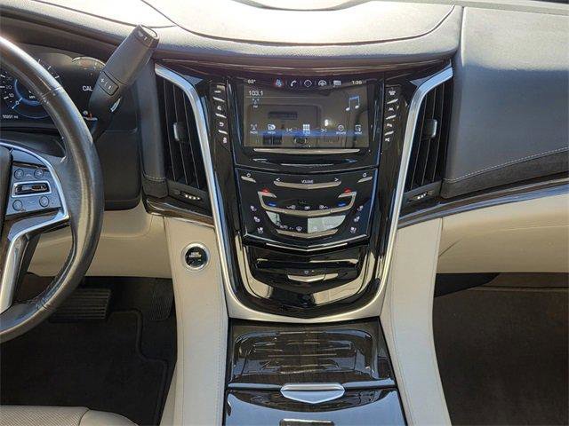 Used 2020 Cadillac Escalade Premium Luxury image 17