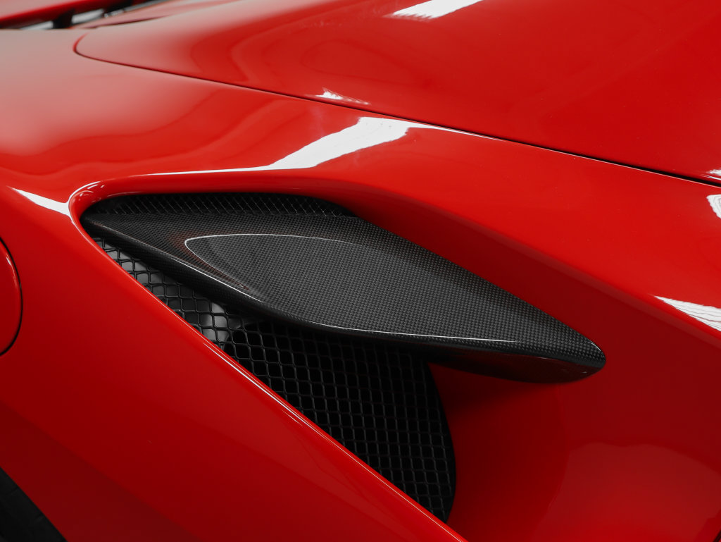 Certified 2023 Ferrari F8 Tributo RWD image 37