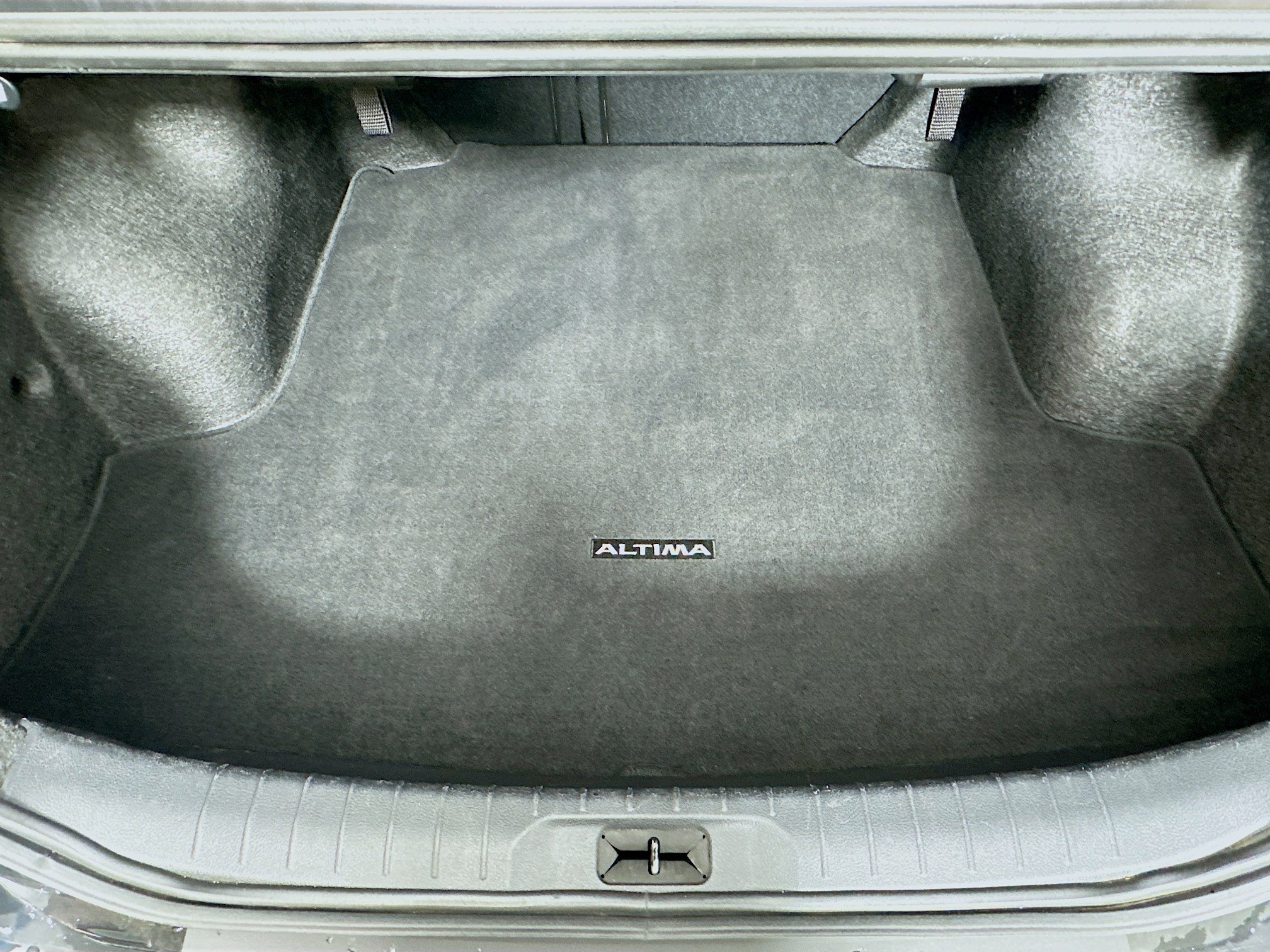 Used 2024 Nissan Altima 2.5 SV image 27