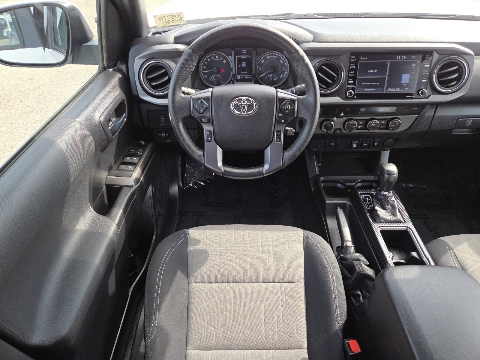 Used 2021 Toyota Tacoma TRD Off-Road AWD/4WD image 26