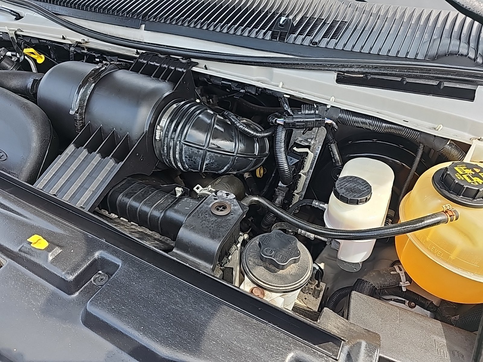 Used 2014 Ford E-250 and Econoline 250 w/ Power Group RWD image 23