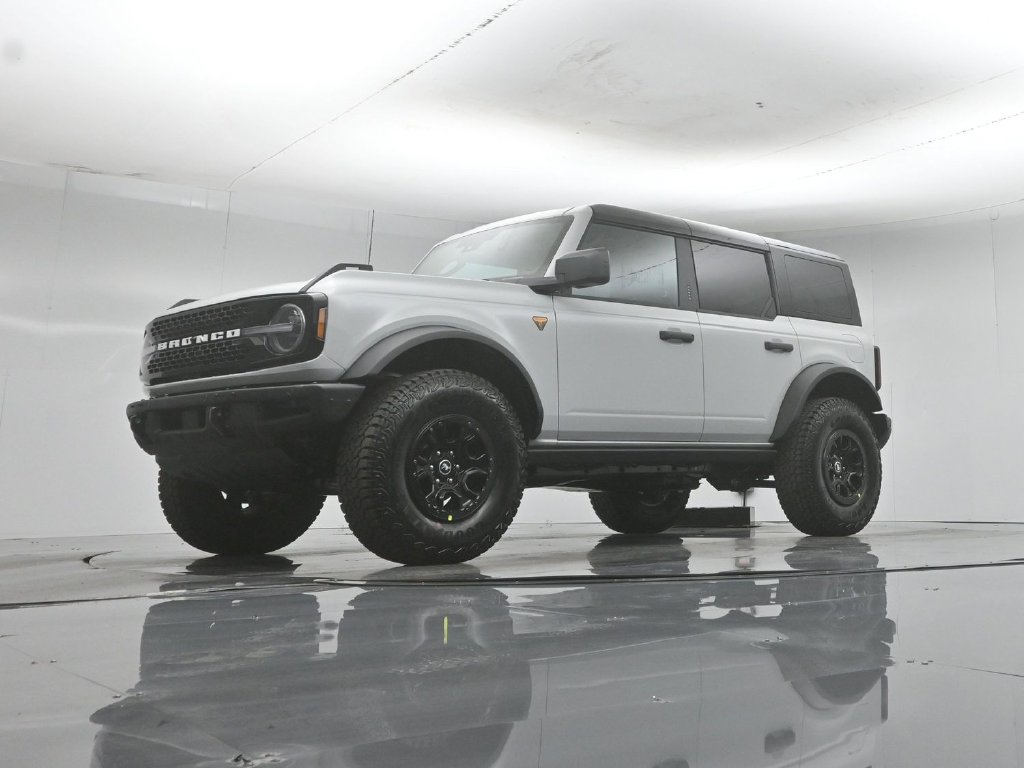 New 2026 Ford Bronco Badlands w/ Wildtrak Package AWD/4WD image 43