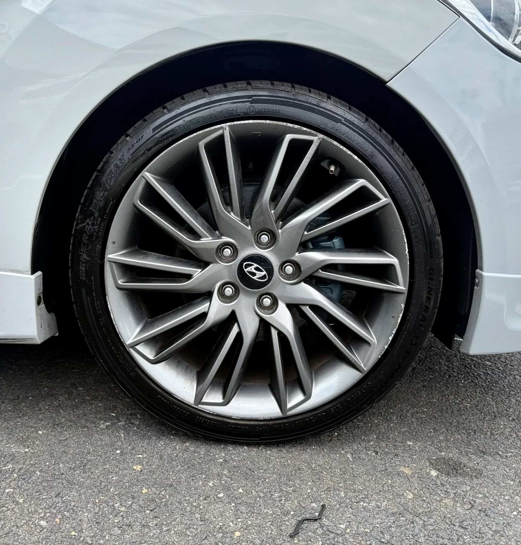 Used 2013 Hyundai Veloster RE:MIX Edition FWD image 40