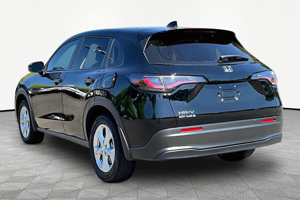 Certified 2025 Honda HR-V LX image 5