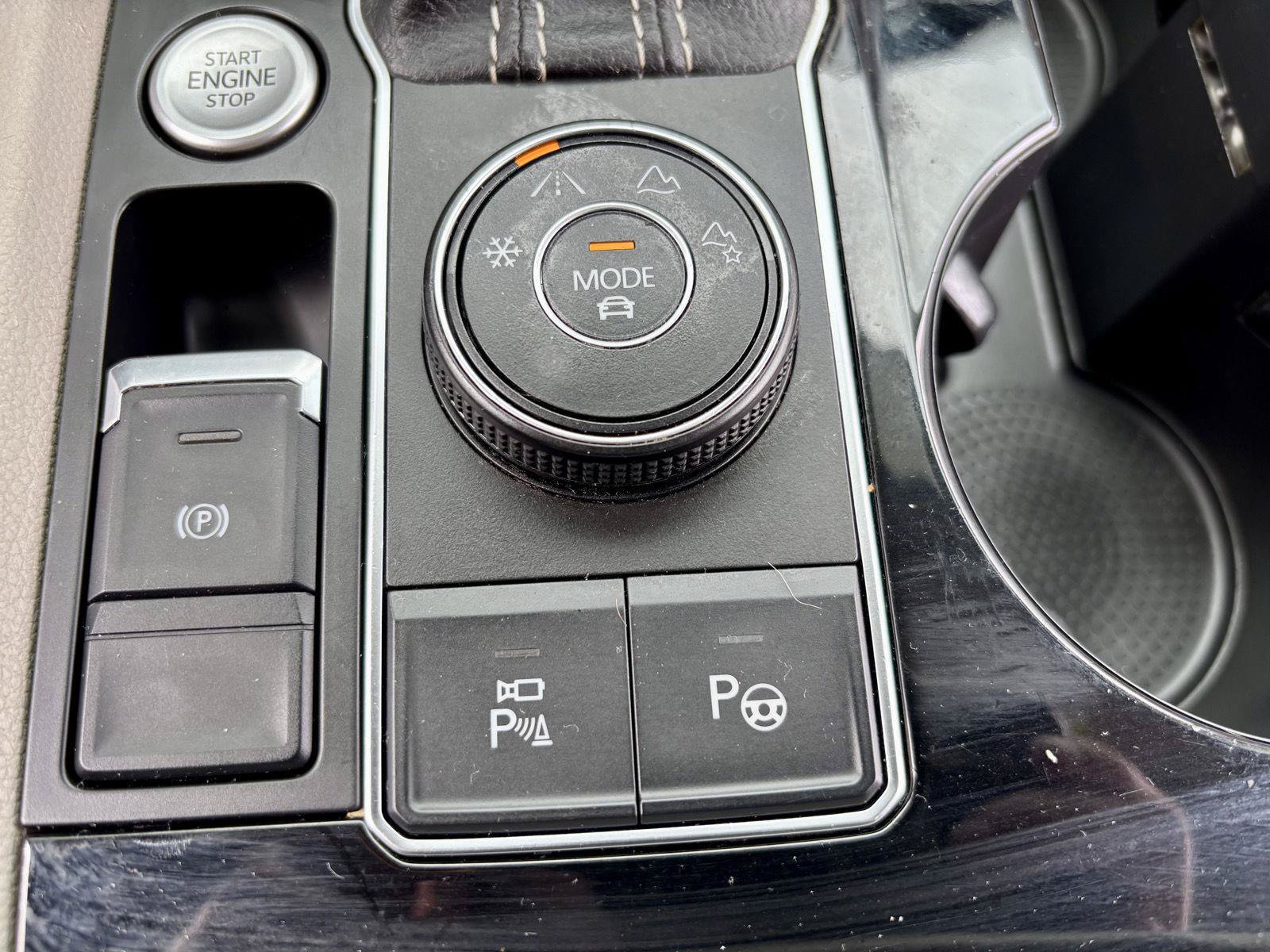Used 2021 Volkswagen Atlas SEL Premium AWD/4WD image 39