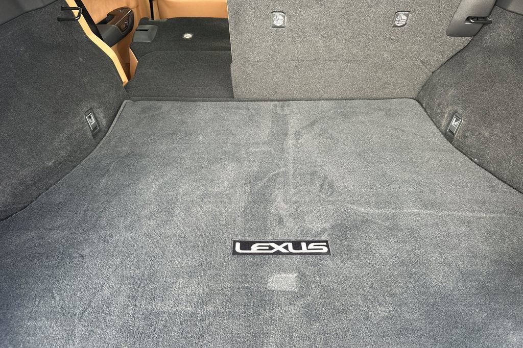 Certified 2023 Lexus RZ 450e Premium w/ Accessory Package (Z1) image 15