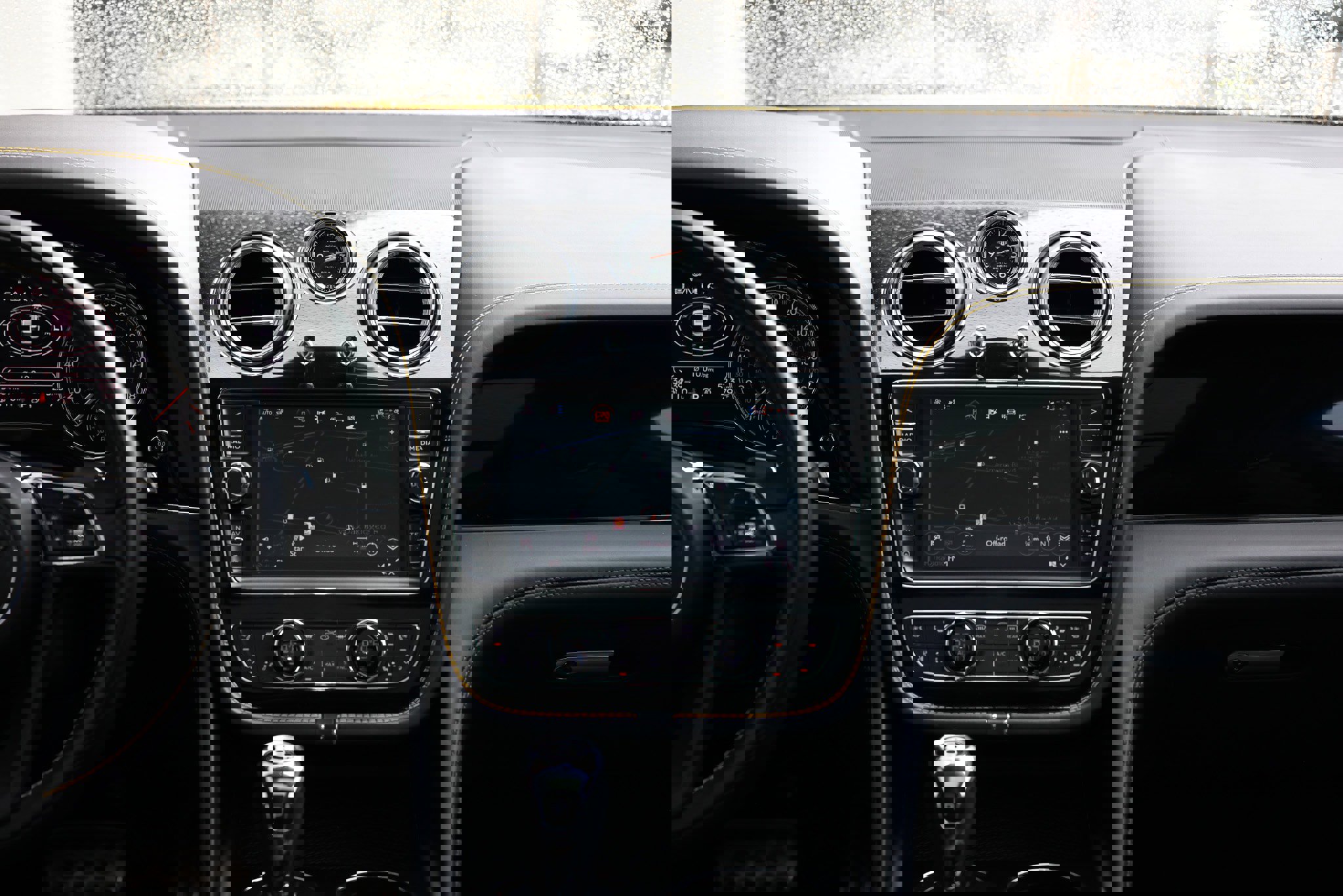 Used 2017 Bentley Bentayga image 51